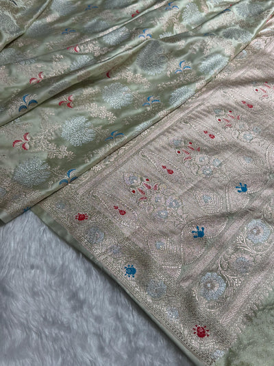Banarasi Floral Minakari Jaal Pattern in Ivory Shades Floral Mashru Silk Saree MCS100