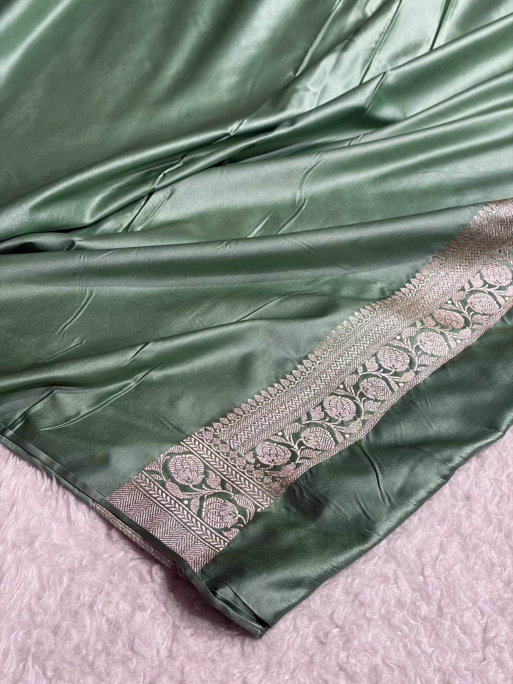 Sea Green Sona Rupa Floral Motif Mashru Silk Saree MCS35