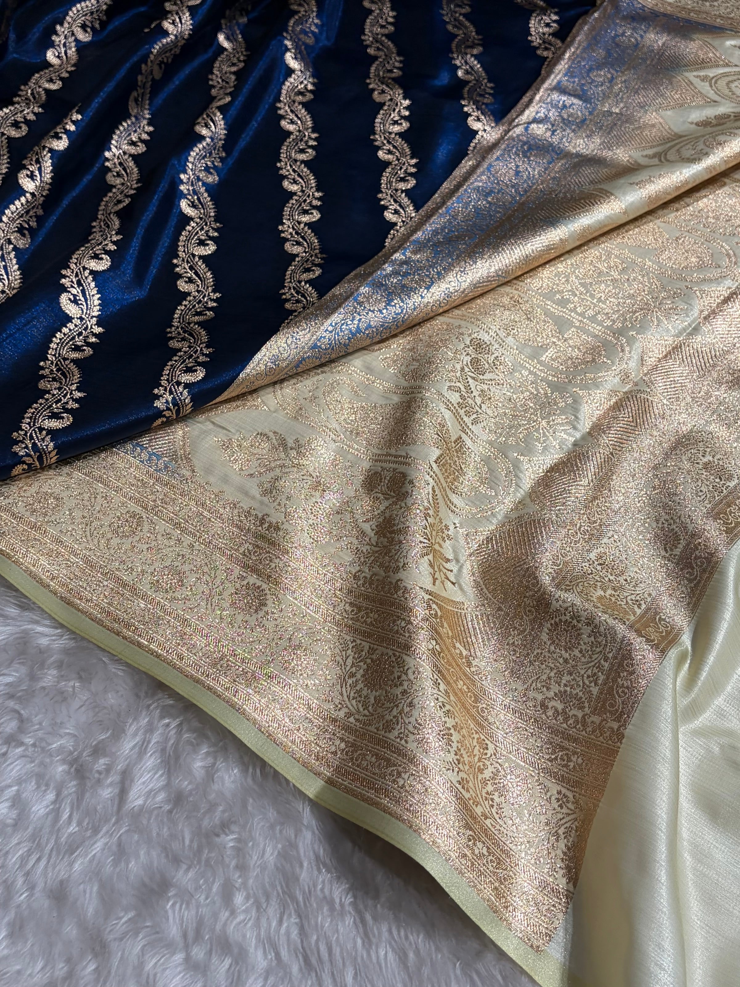 Royal Blue Contrast Shades Cross Pattern Banarasi Satin Silk Saree SS39