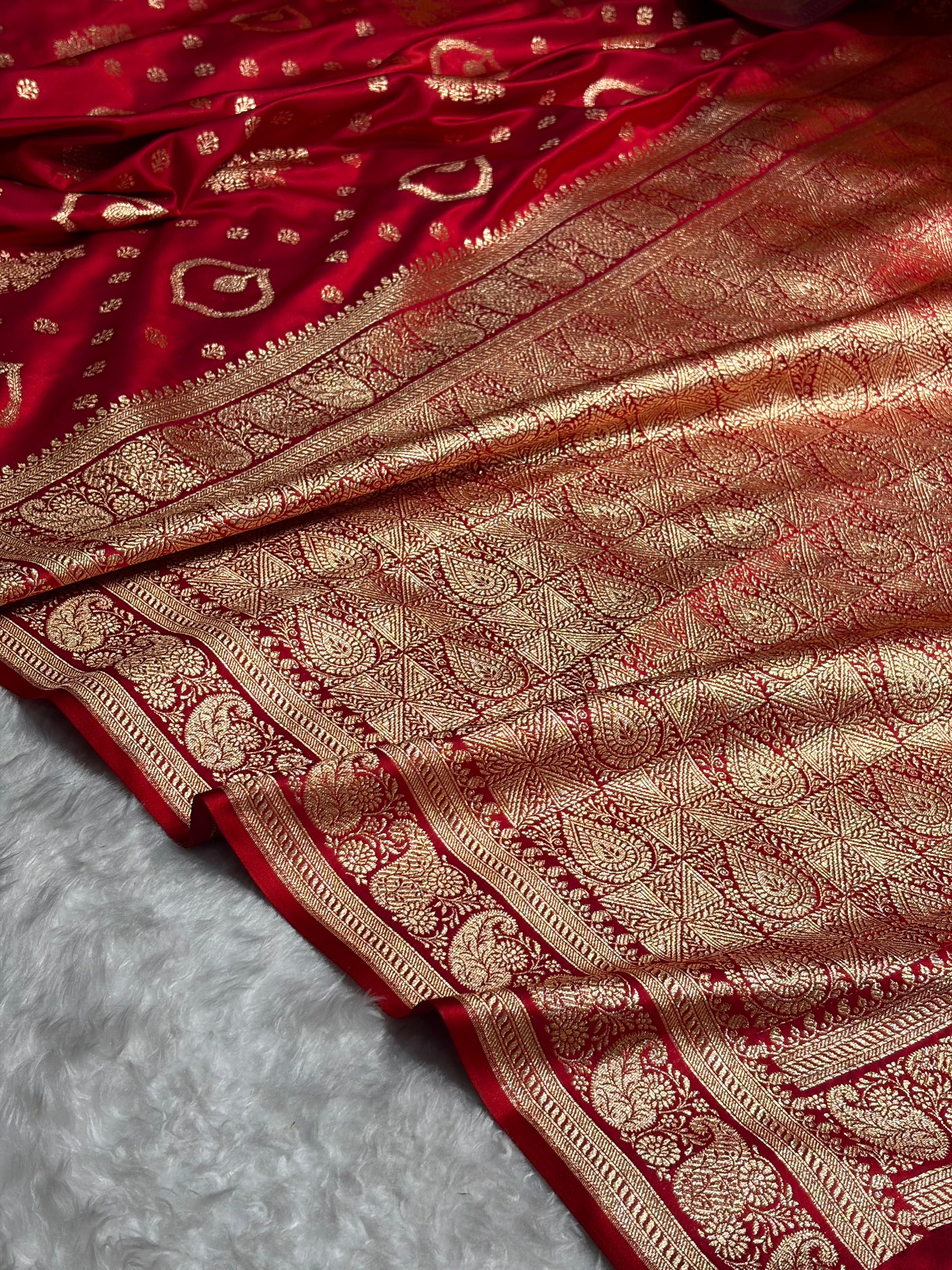 Banarasi Satin Katan Saree With Unique Boota in Red Shades SK92