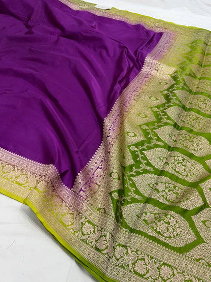 Wine / Green Contrast Shade With Booti Pattern Mashru Silk Saree