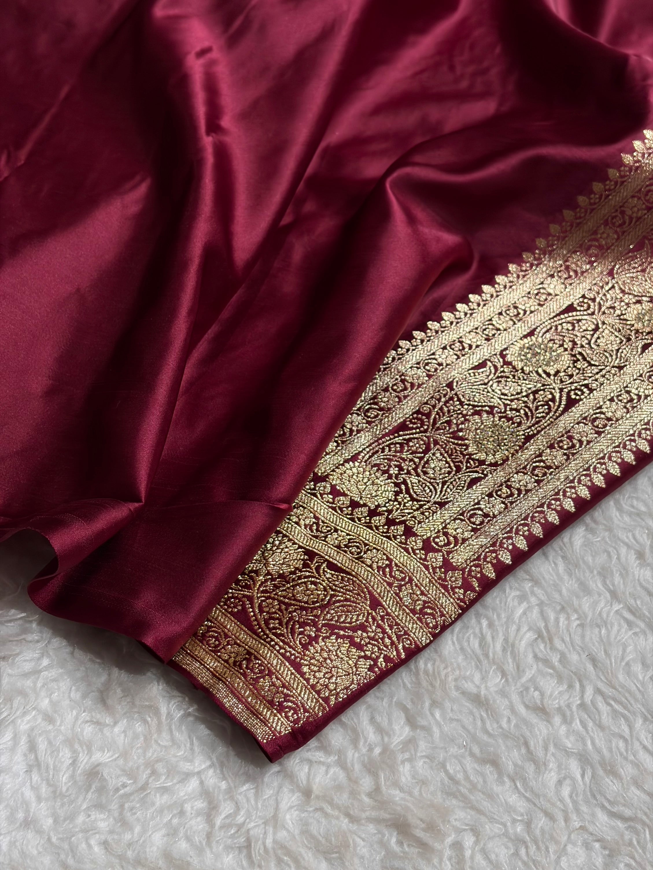 Banarasi Chocolate Shades Jaal Pattern With Swarovski Stone & Zardozi Satin Katan Silk Saree BSK55