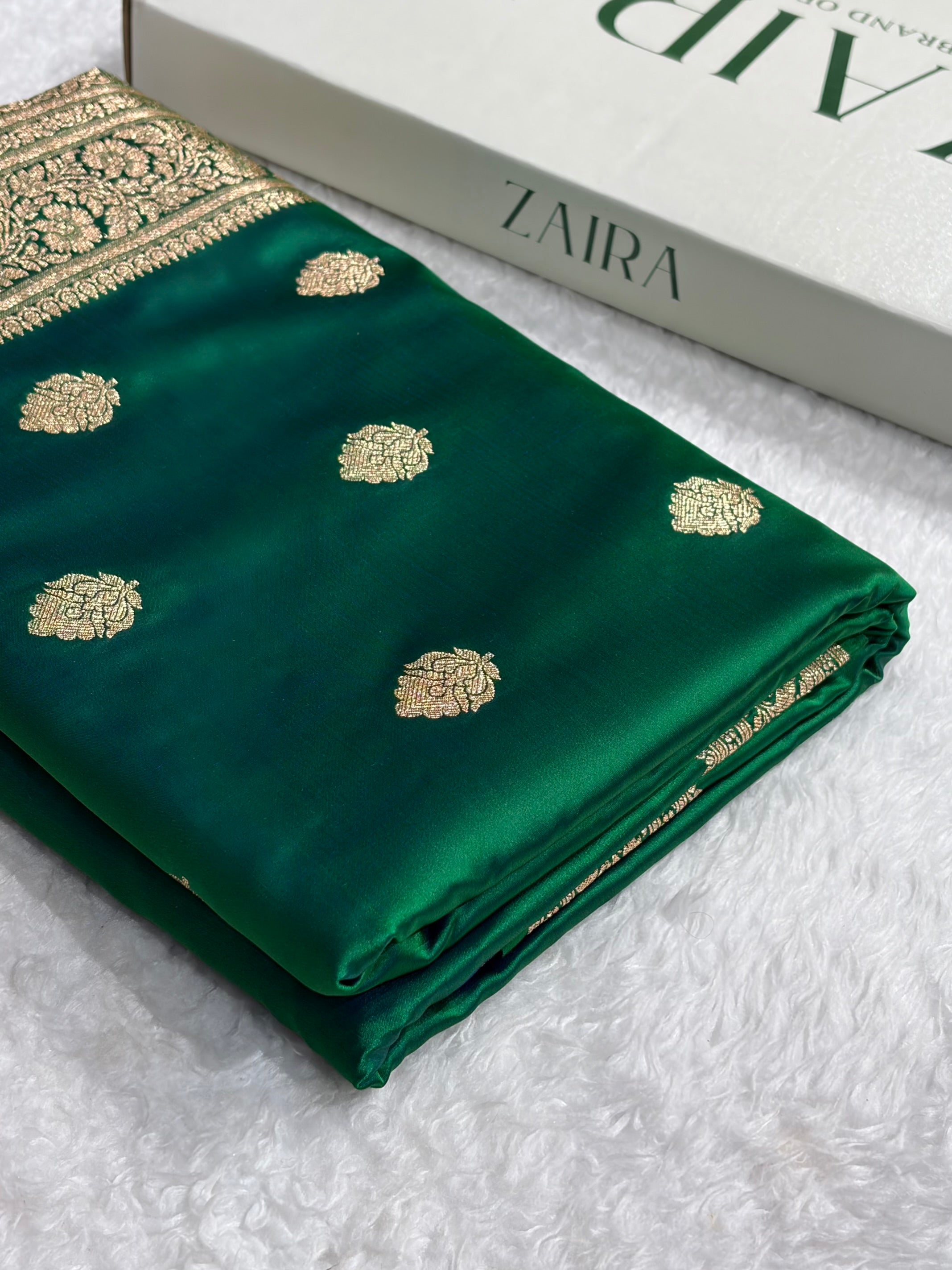 Cross Green Treditional Banarasi Booti Pattern Satin Katan Silk Saree SK65
