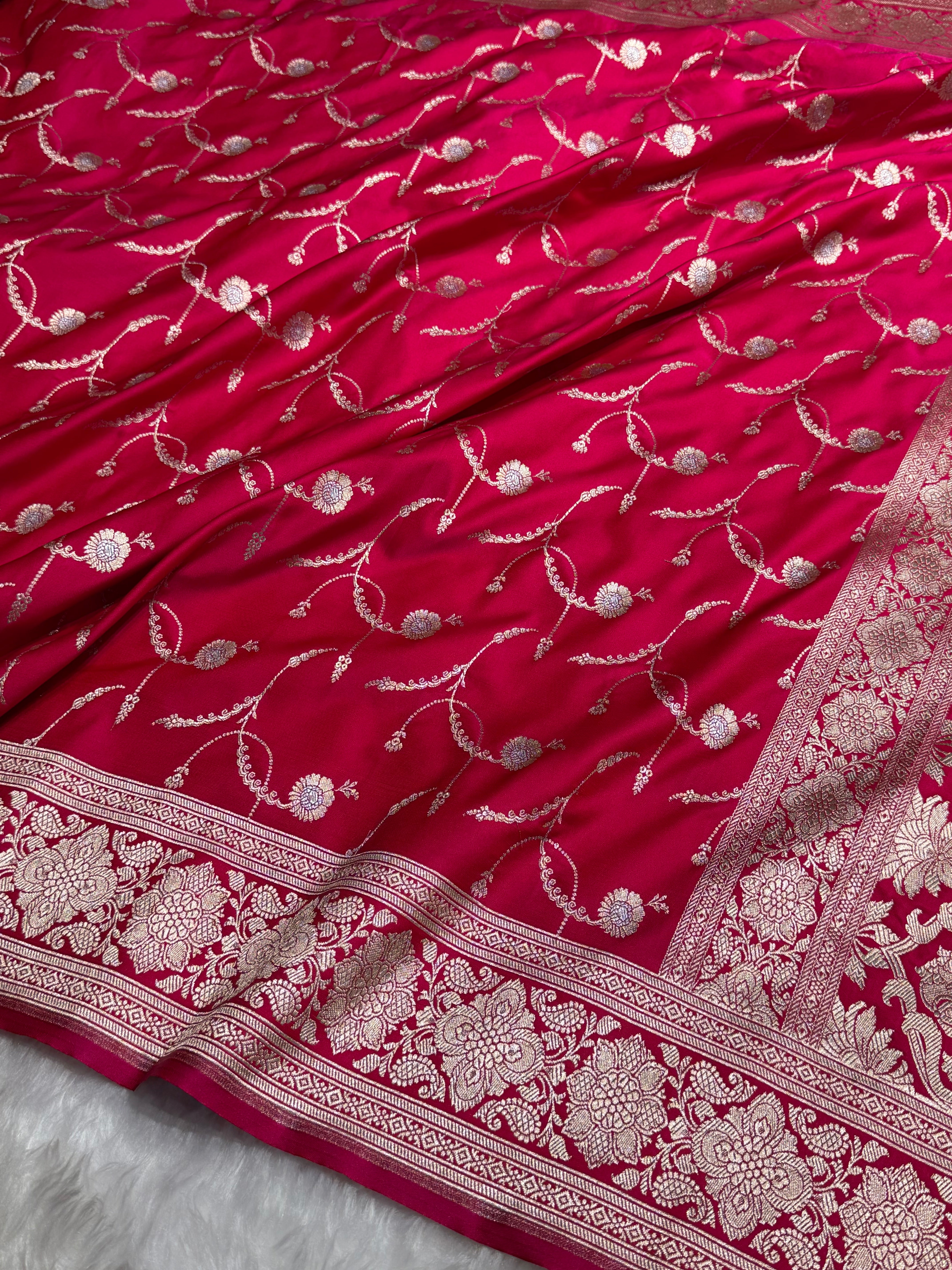 Cross Rani Shades Banarasi Jaal Pattern Floral Minakari Mashru Silk Saree MSM-103