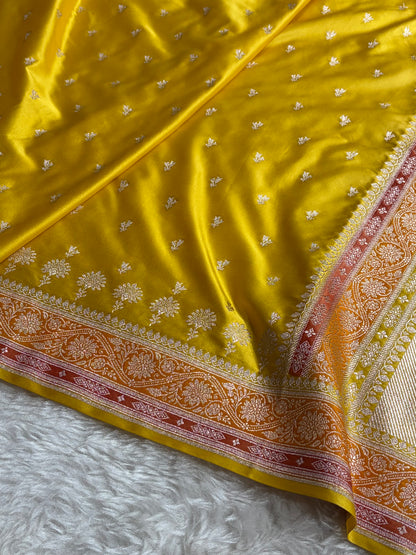 Banarasi Yellow Shades Minakari Booti Mashru Silk Saree MCS72