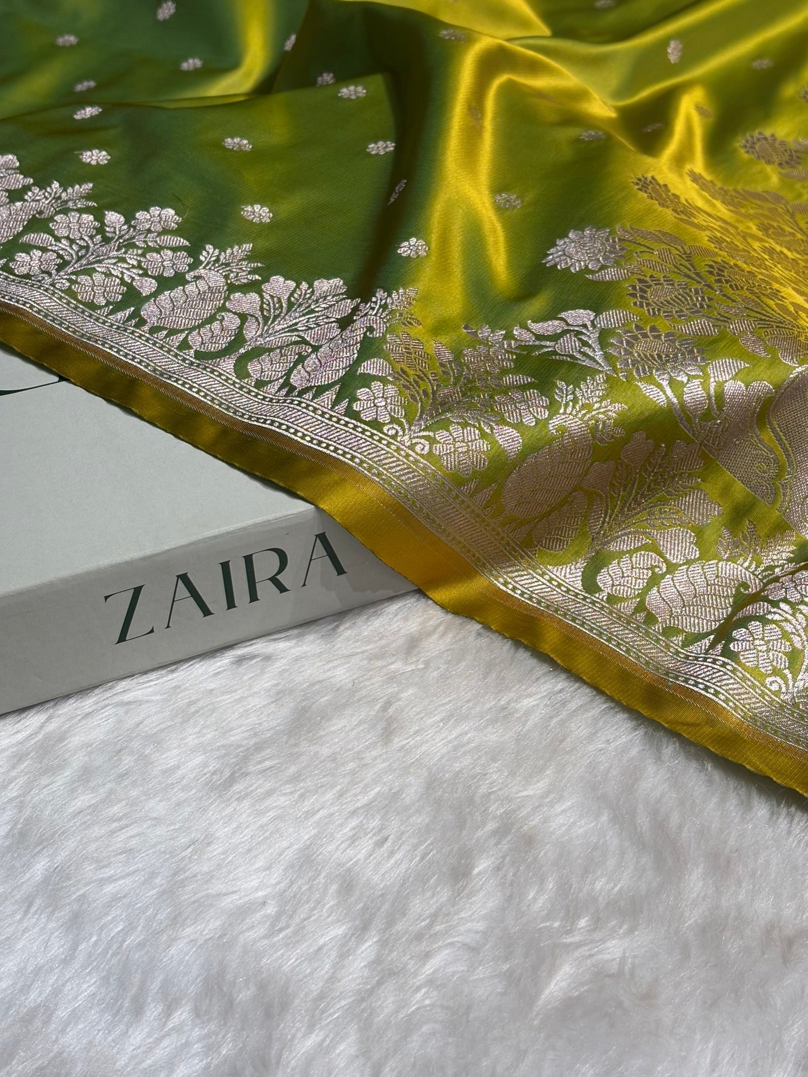 Liril Green Floral Boota With Floral Border Mashru Silk Saree MSM 79