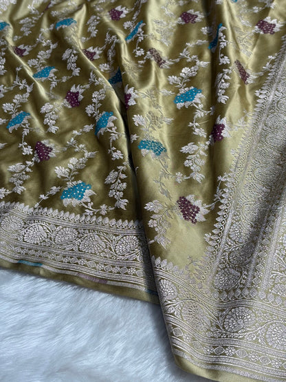 Olive Shades Jaal Pattern Mashru Silk Saree MS57