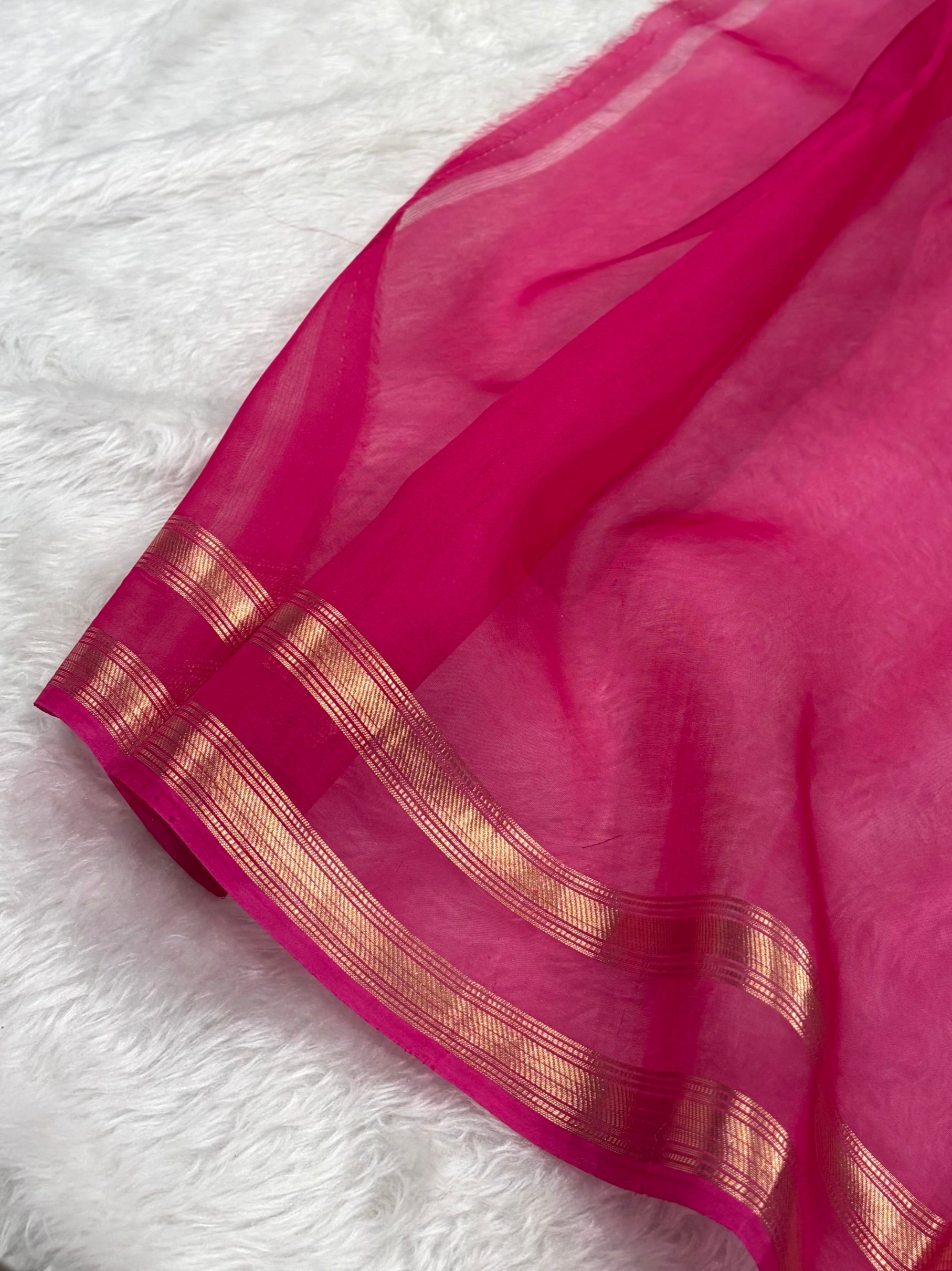 Pure Banarasi Organza Rani Shades Floral Banarasi Silk Saree PO-20