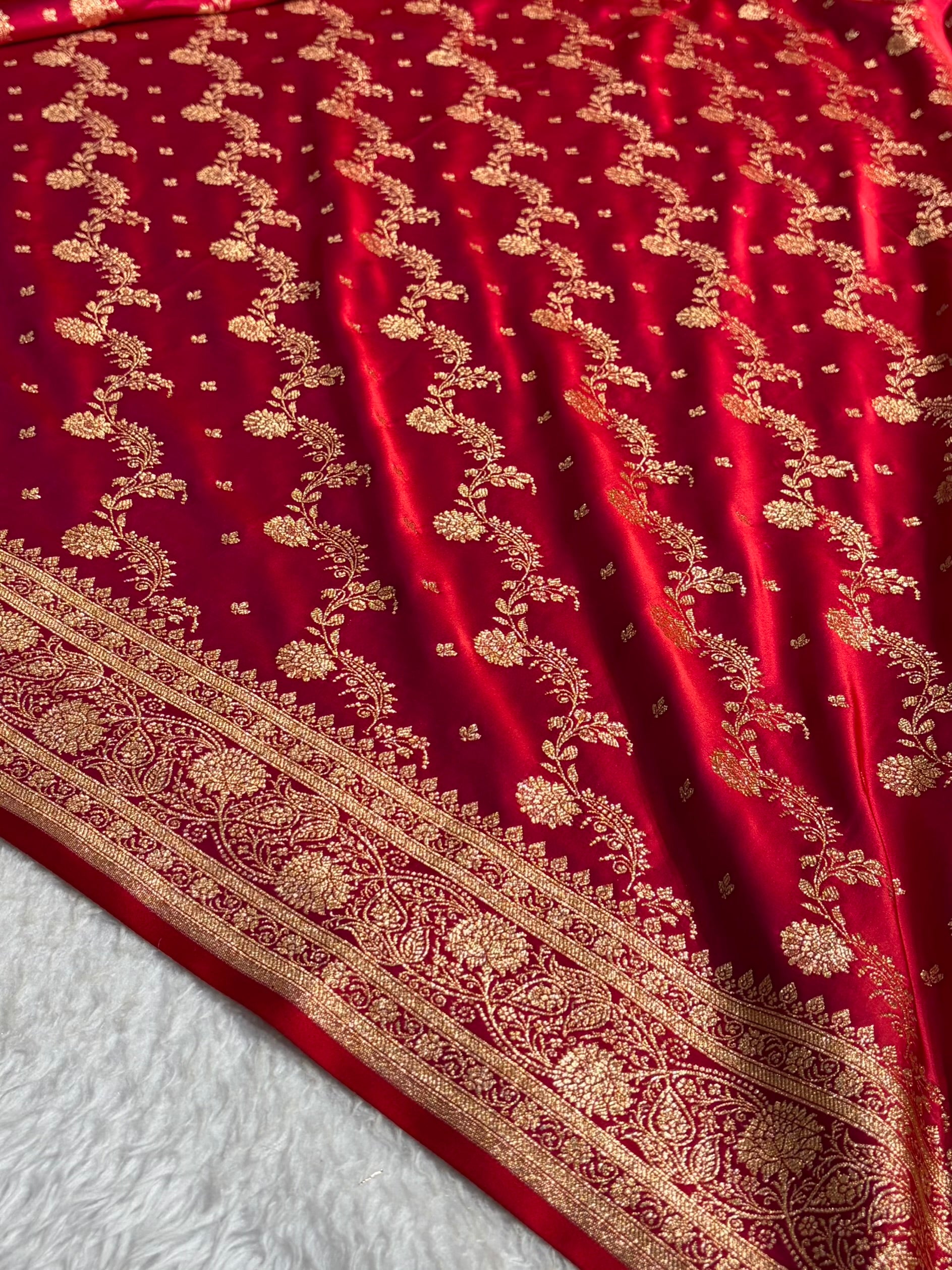 Banarasi Satin Katan Saree With Jaal Pattern in Cross Maroon Shades SK121