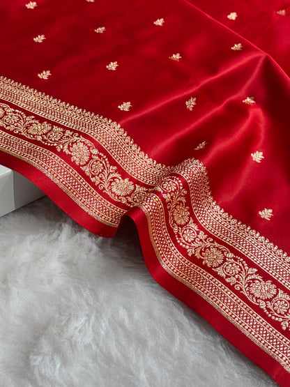 Banarasi Satin Katan Saree With Booti Pattern in Red Shades SK125