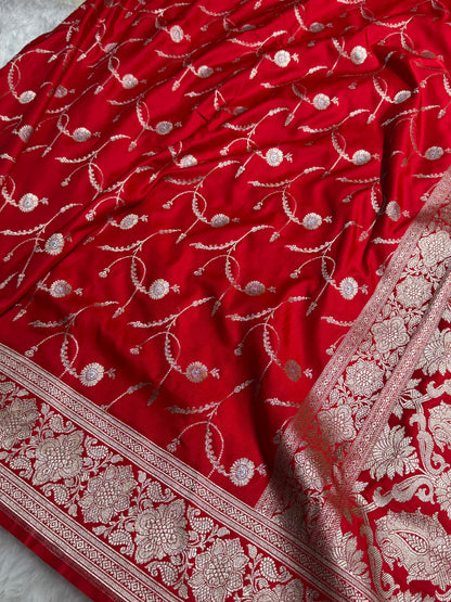 Red Shades Banarasi Jaal Pattern Floral Minakari Mashru Silk Saree MSM-103