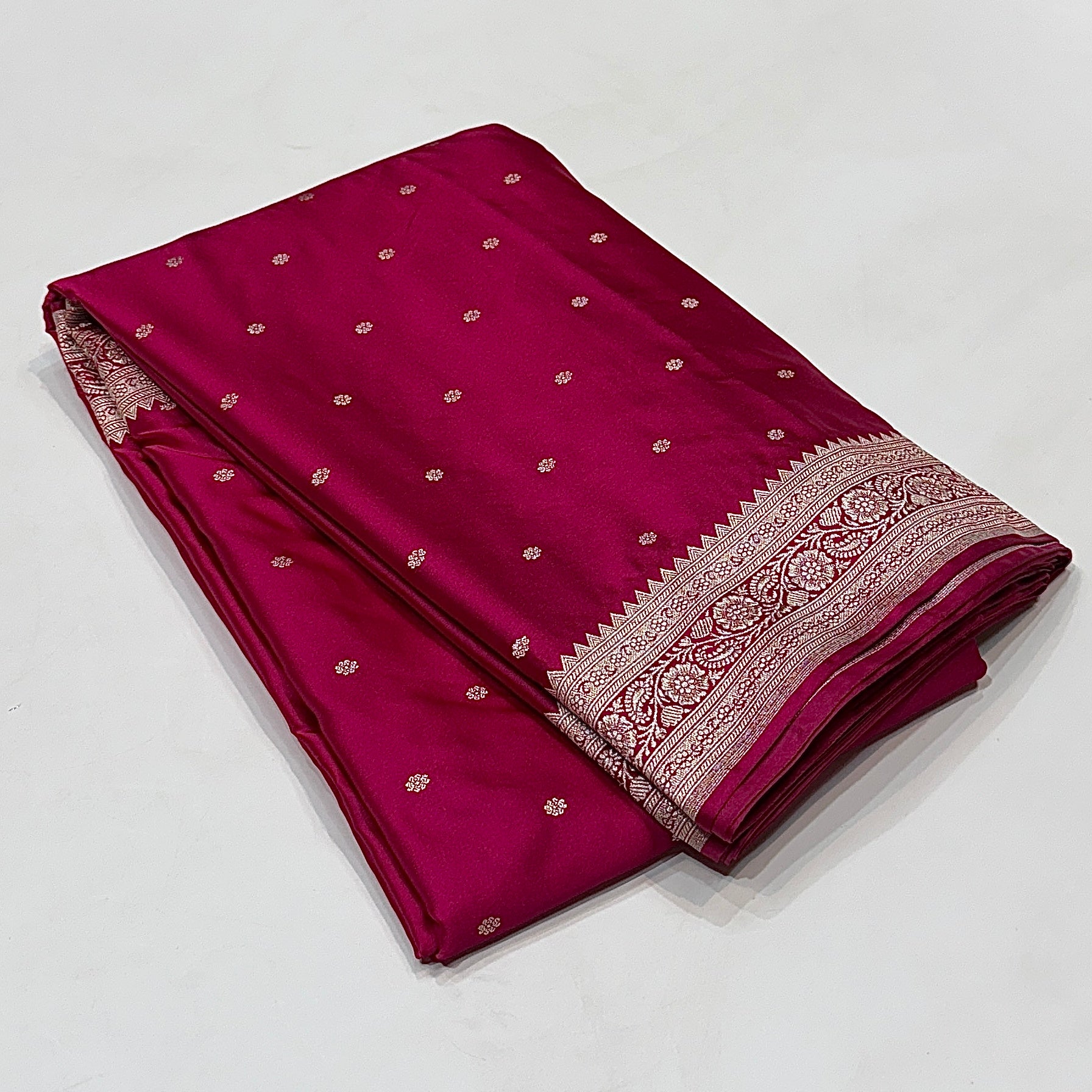 Beautiful Pink Booti Mashru Silk Saree