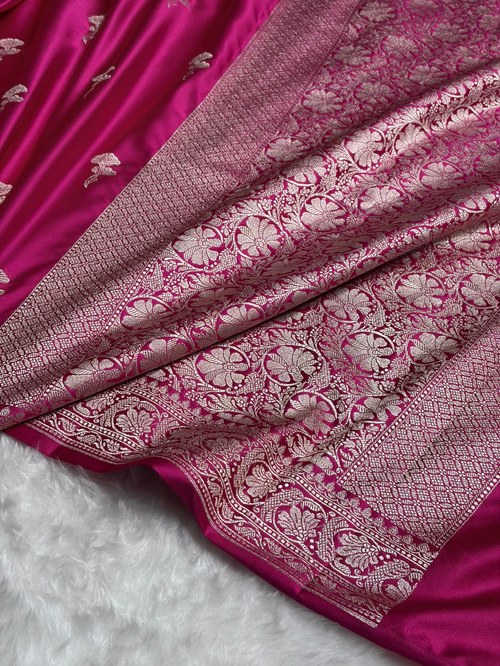 Rani Shades Minakari Boota Mashru Silk Saree