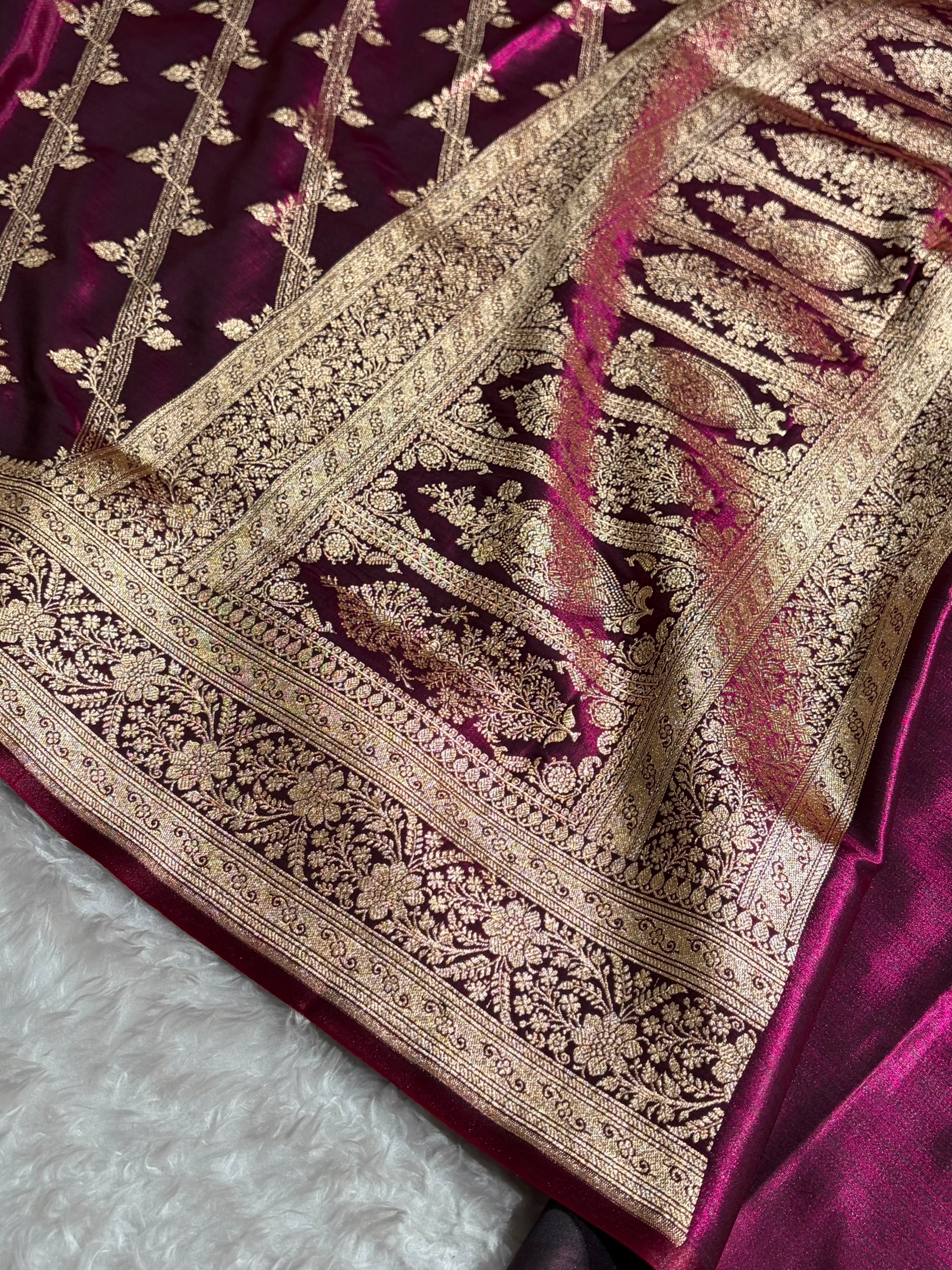 Wine Shades Cross Pattern Banarasi Satin Silk Saree SS50