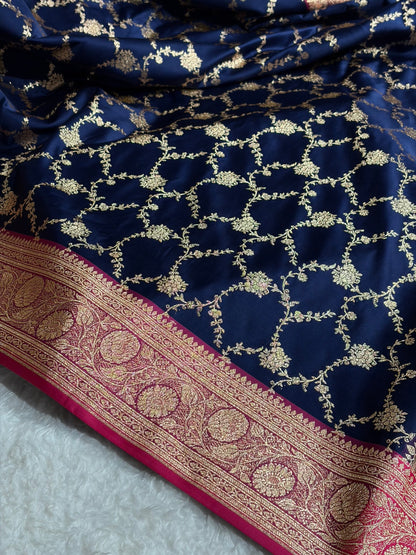 Banarasi Contrast Satin Katan Saree With Jaal Pattern in Navy Blue With Rani Shades SK124