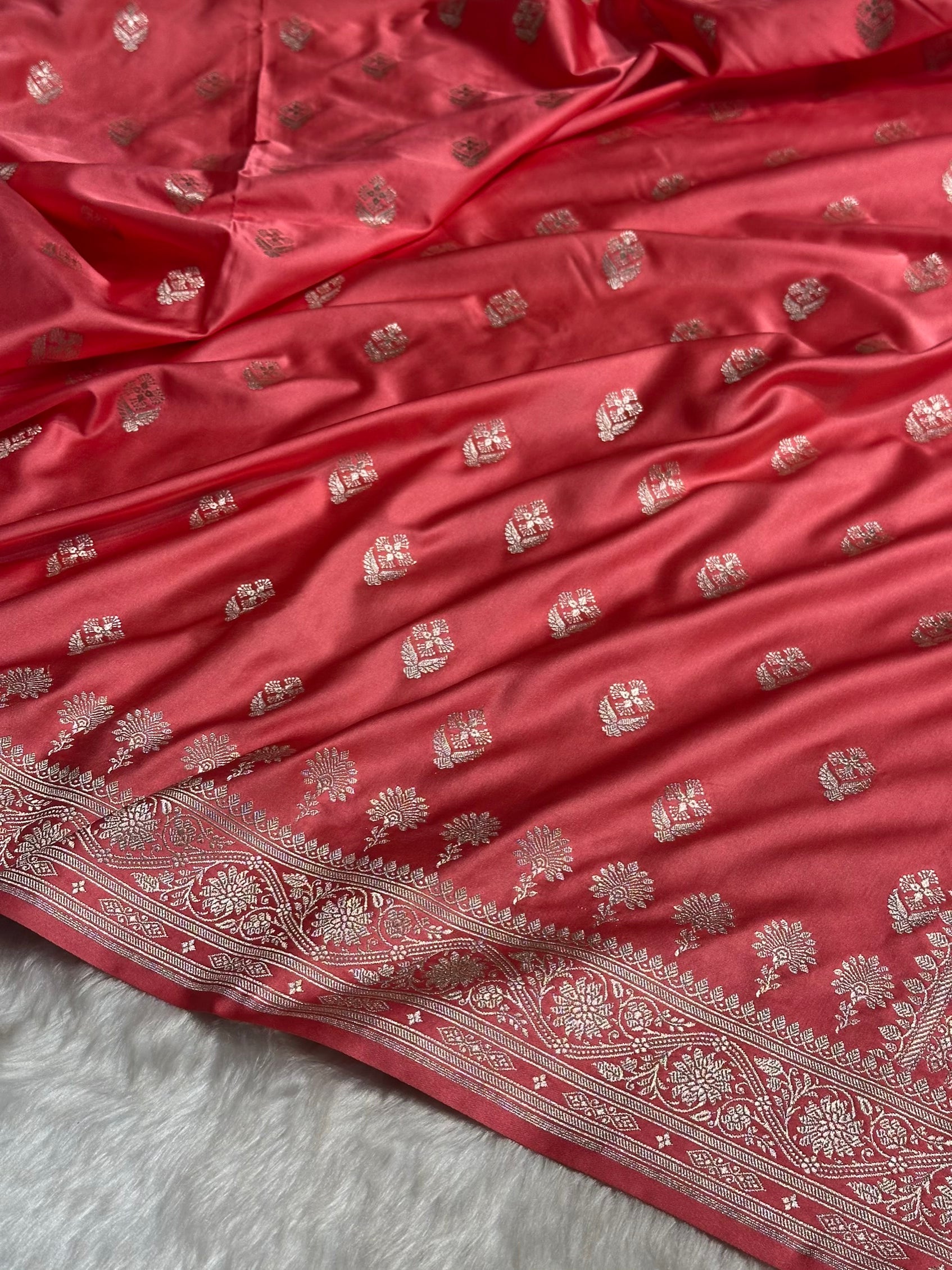Peach Shades Floral Border Boota Mashru Silk Saree MS66