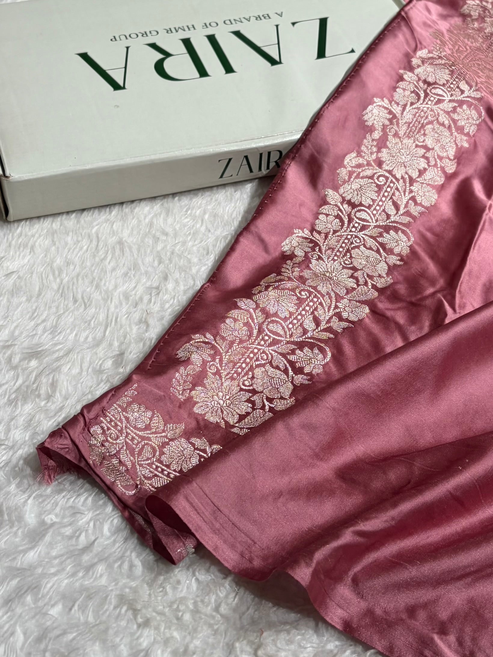 Mauve Jaal Pattern Mashru Silk Saree with gotta Patti