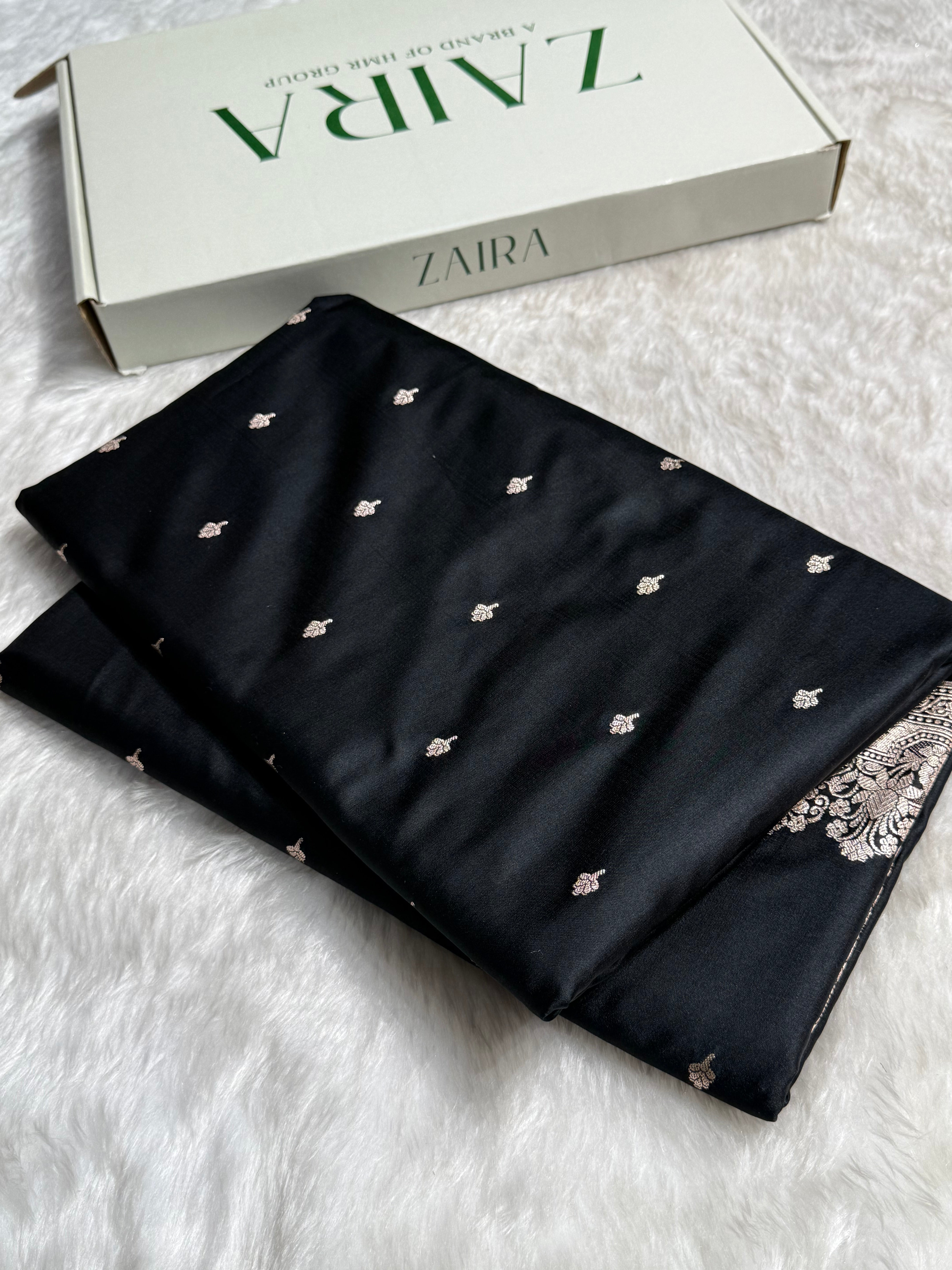 Black Shades Motif Booti Mashru Silk Saree