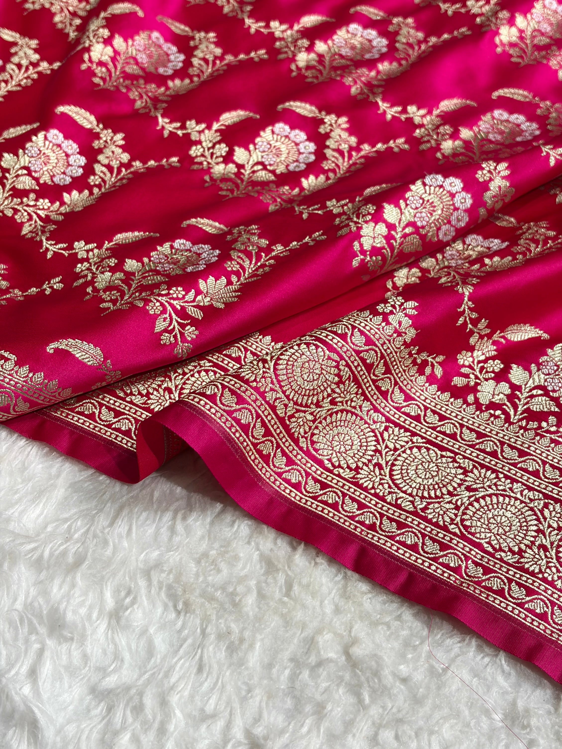 Banarasi Satin Katan Saree With Minakari Jaal Pattern in Cross Rani Shades SK126