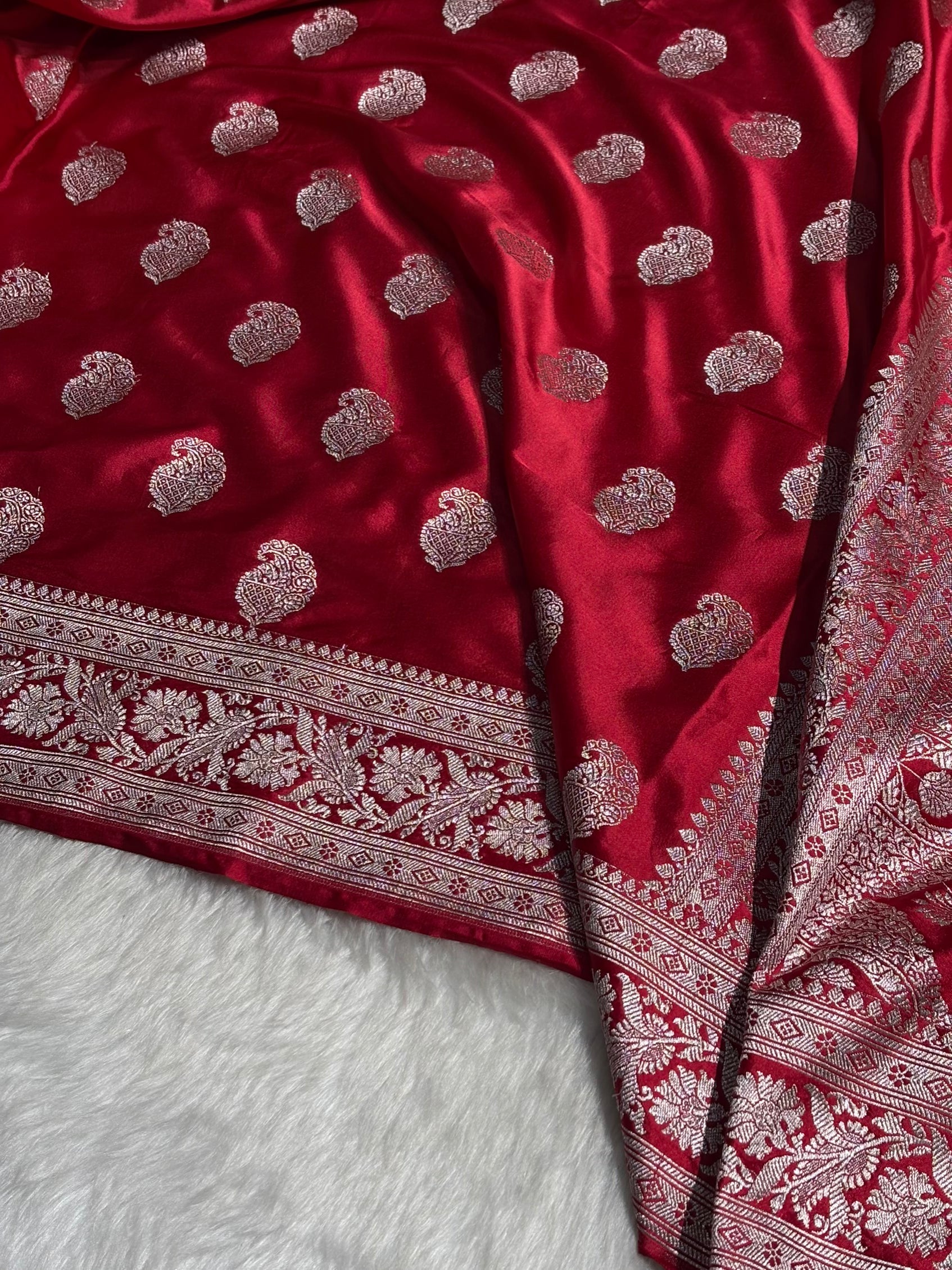 Ruby Red Shades Boota Motif Mashru Silk Saree MS09