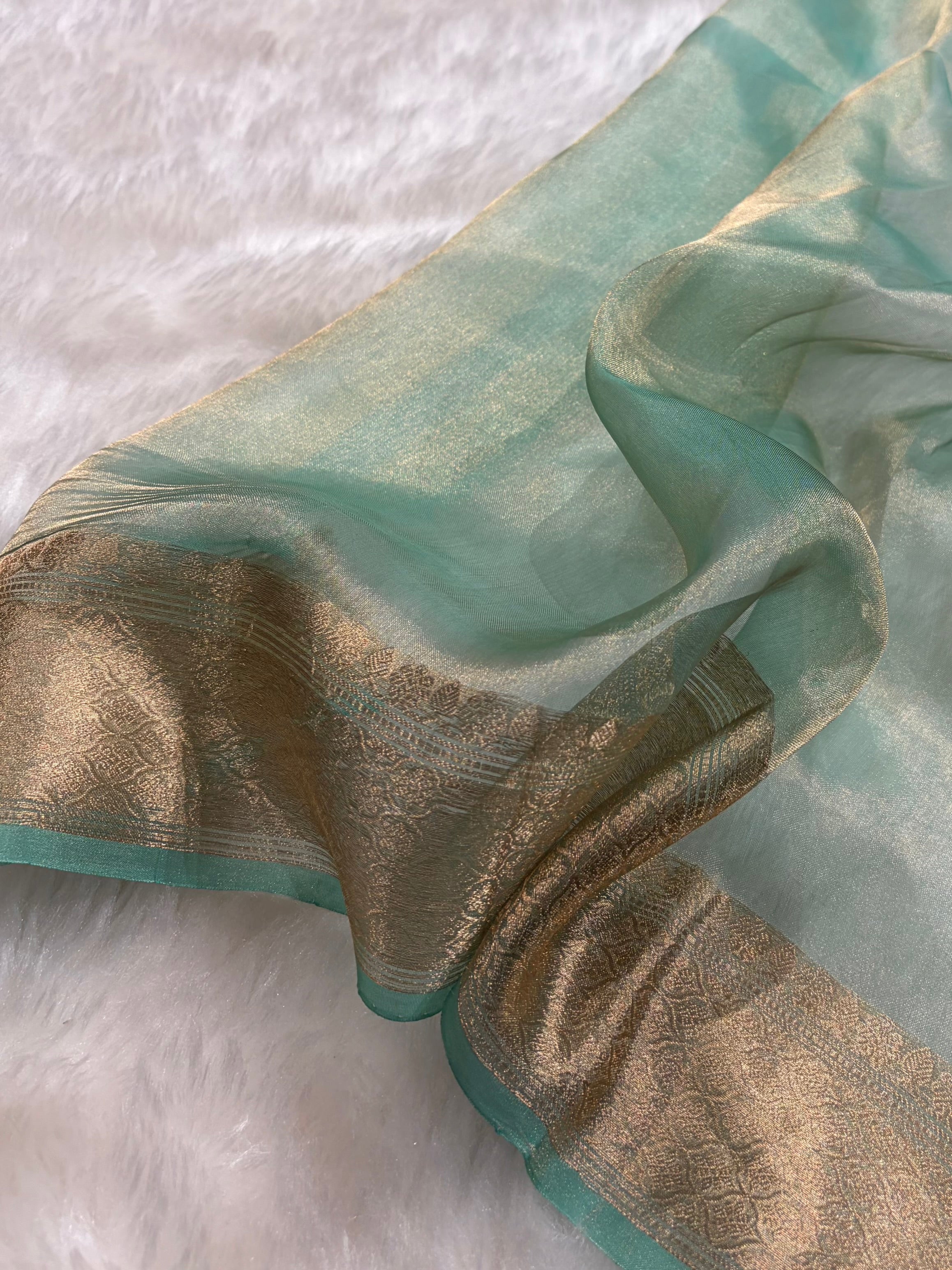 Sea Green Bananasi Floral Shades Pure Tissue Silk Saree PT-40