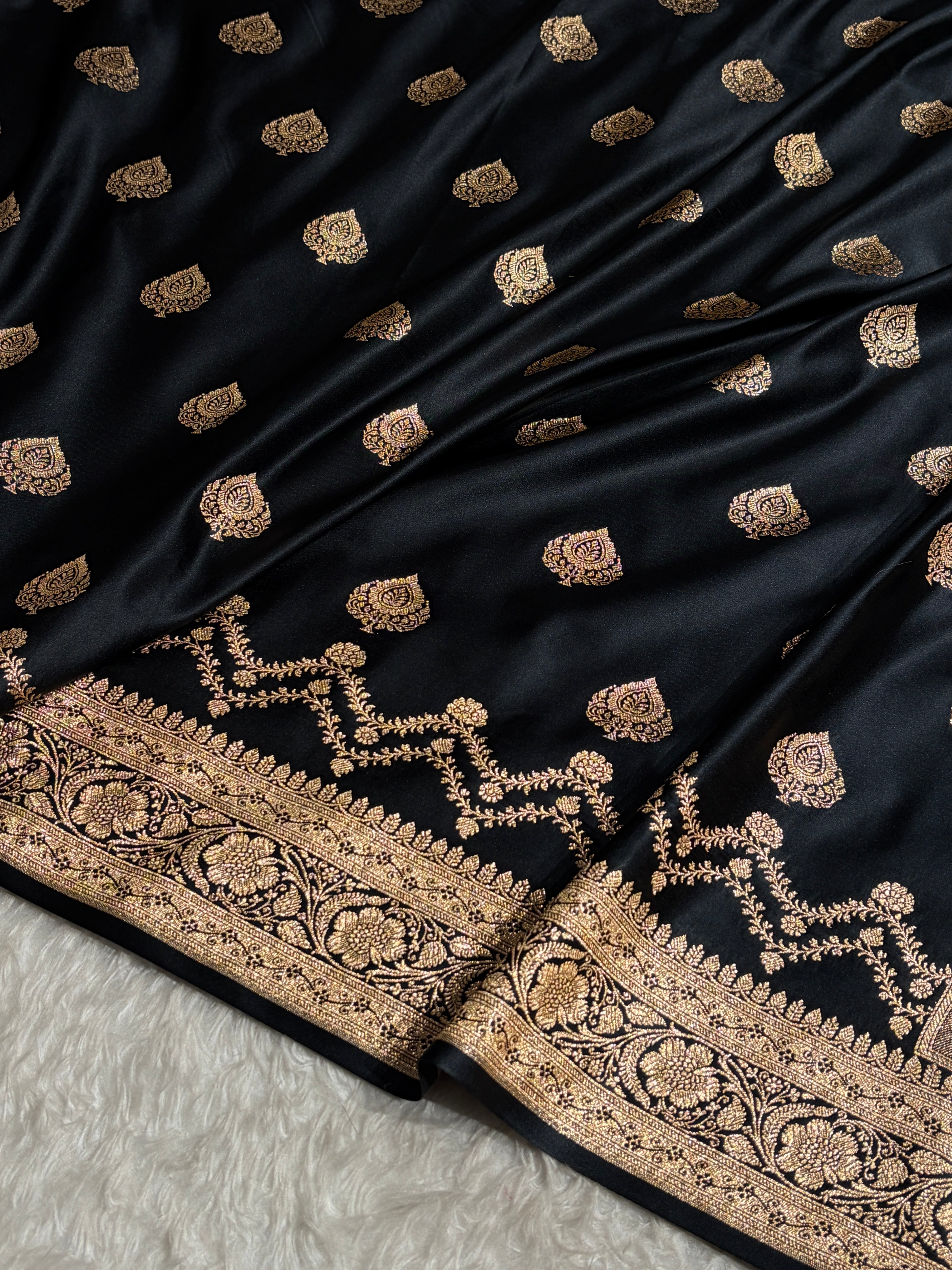 Banarasi Satin Katan Saree Floral Boota Pattern in Black Shades SK145