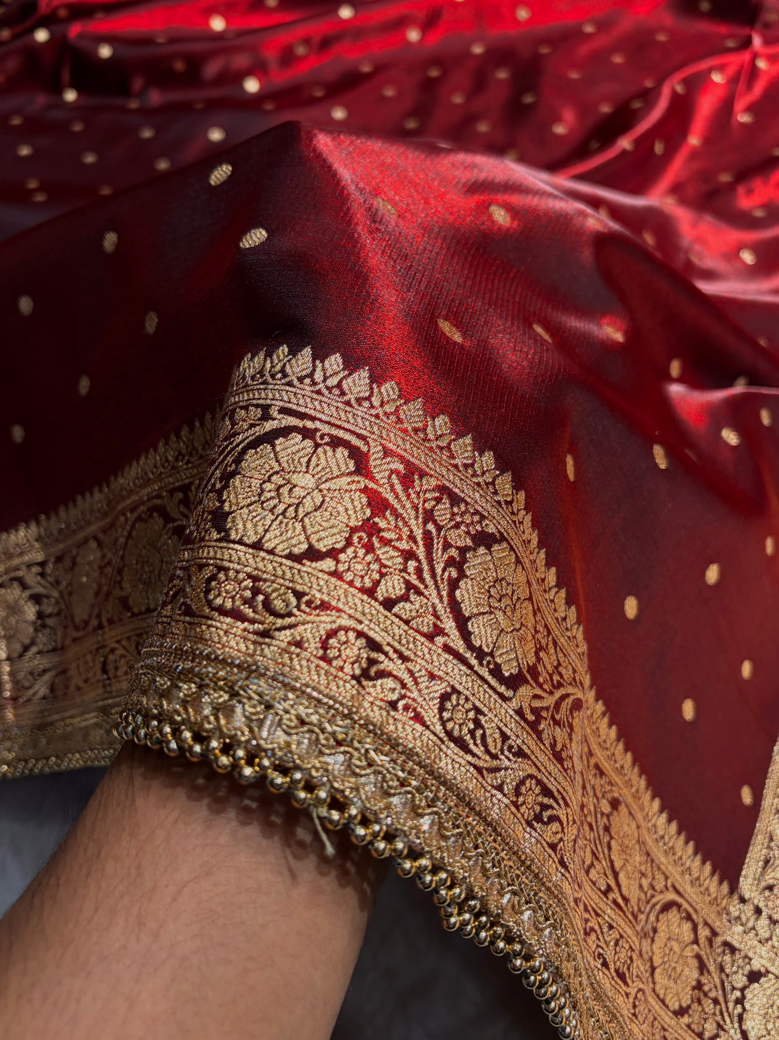 Satin Silk Dot Booti in Maroon Shades With Gotta Patti SSGP08