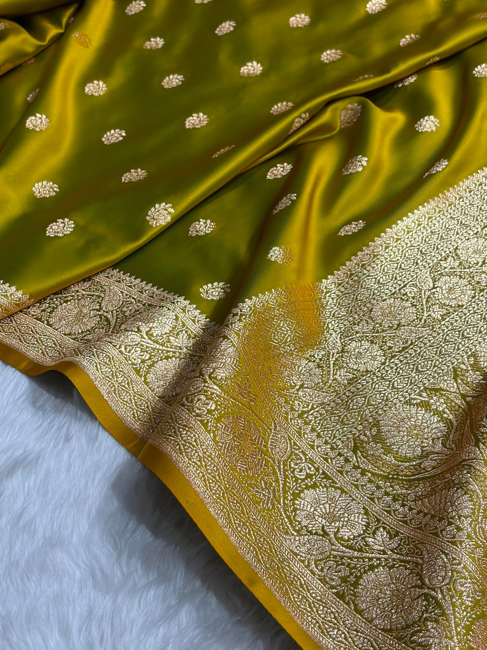 Liril Mehndi Floral Boota Pattern Satin Katan Silk Saree SK72