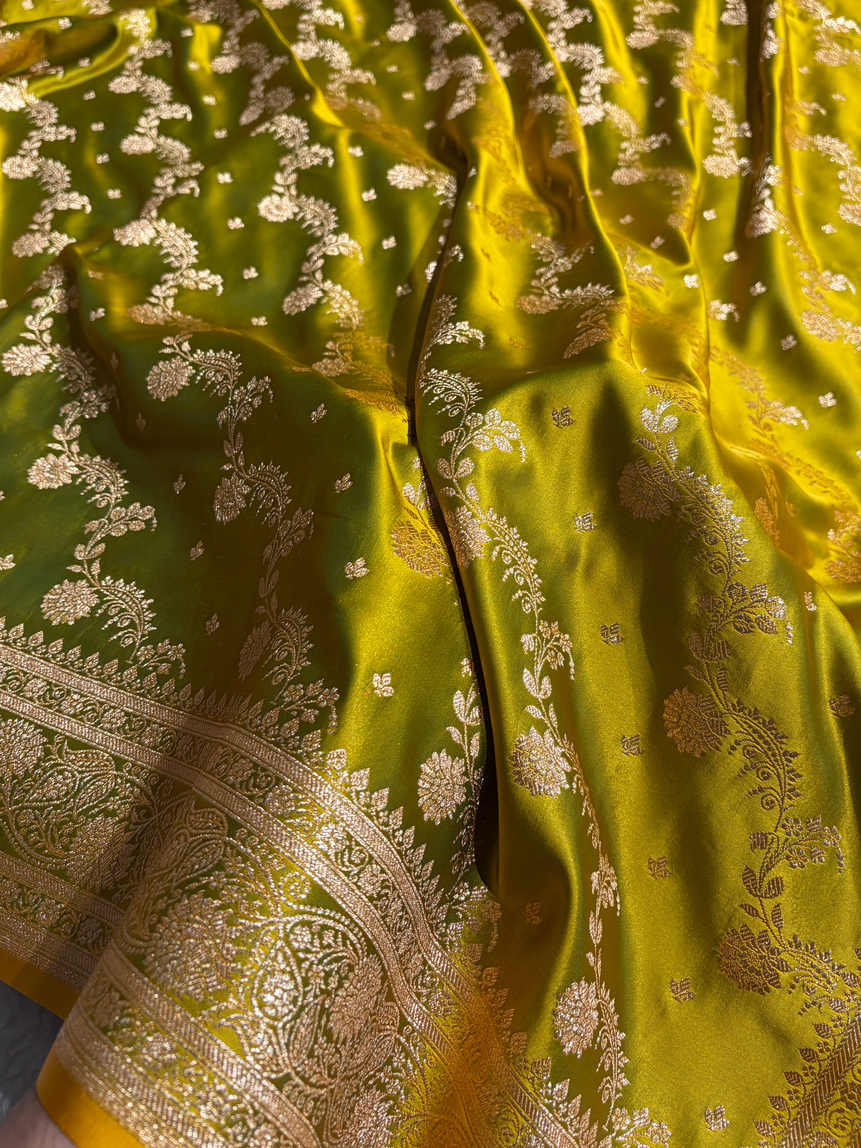 Banarasi Satin Katan Saree With Jaal Pattern in Liril Mehendi Shades SK121