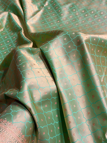 Sea Green Shades Tanchoi Motif Mashru Silk Saree MST-13
