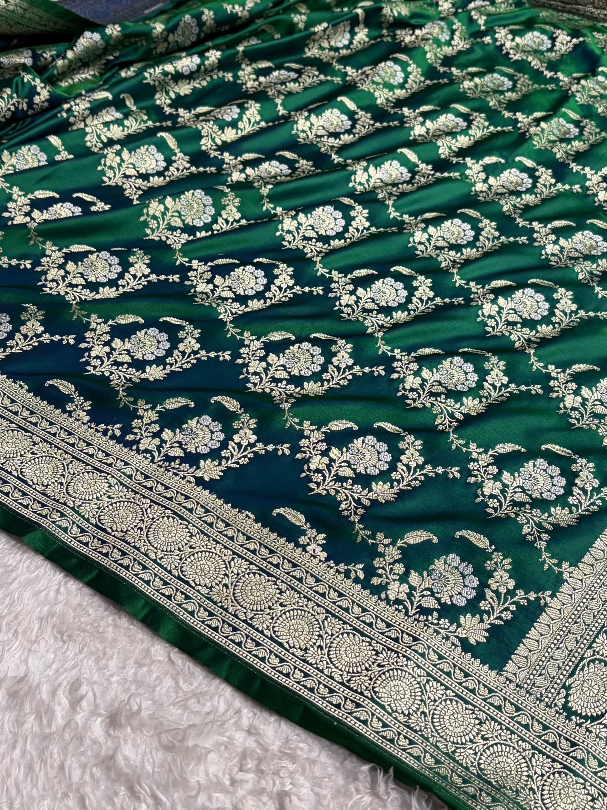 Banarasi Satin Katan Saree With Minakari Jaal Pattern in Cross Green Shades SK126