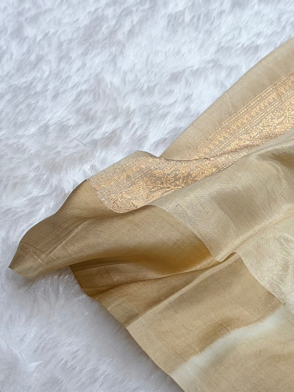 Banarasi Chocolate With Tusser Contrast Shades Meenakari Boots Handwoven Pure Paper Silk Saree RM-90