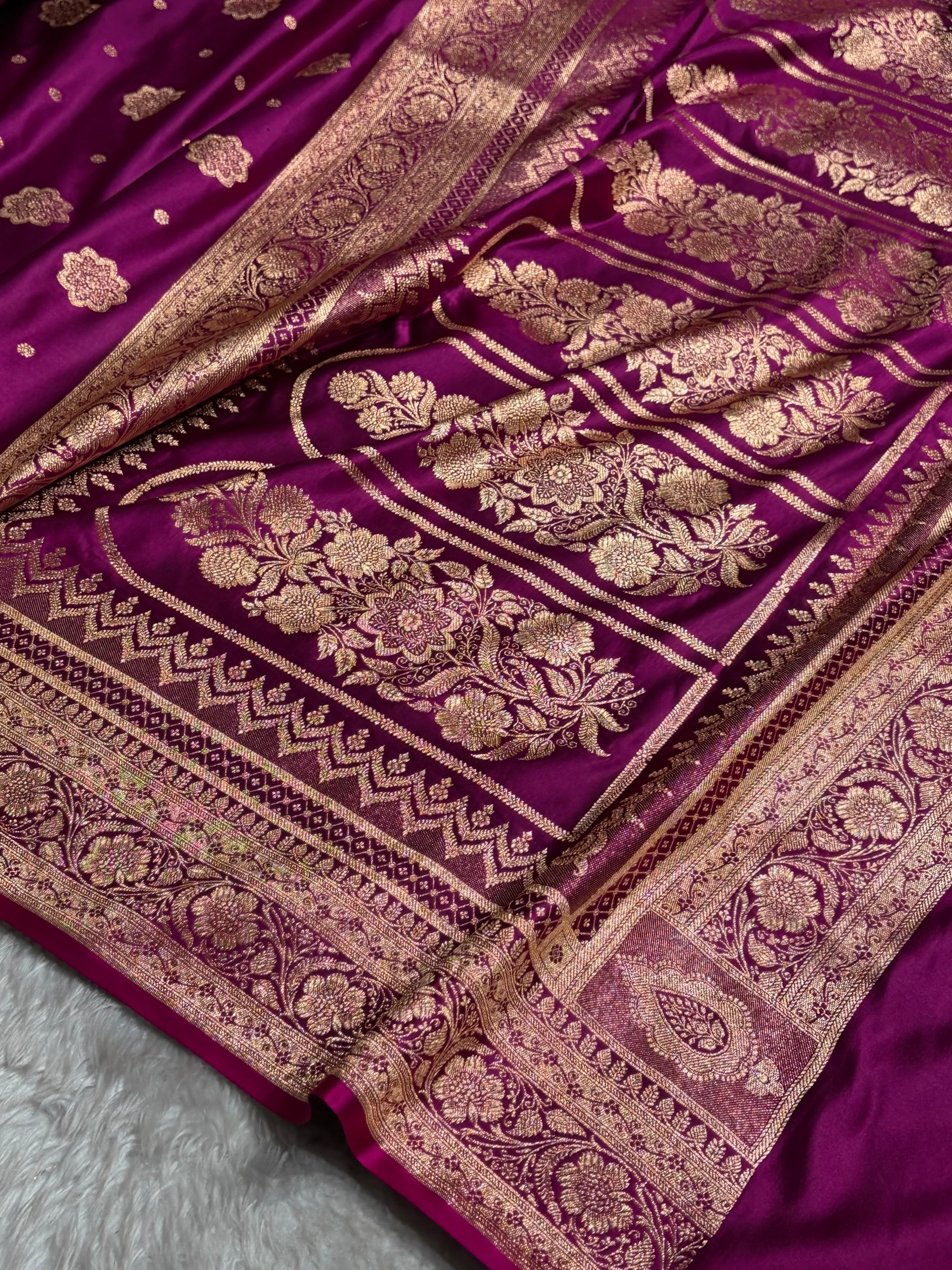 Banarasi Satin Katan Saree Floral Boota Pattern in Wine Shades SK146