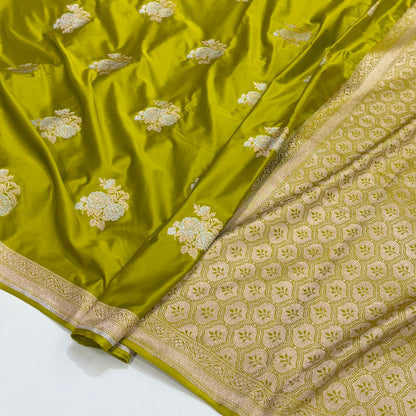 Light Mehandi Sona Rupa Floral Motif Mashru Silk Saree