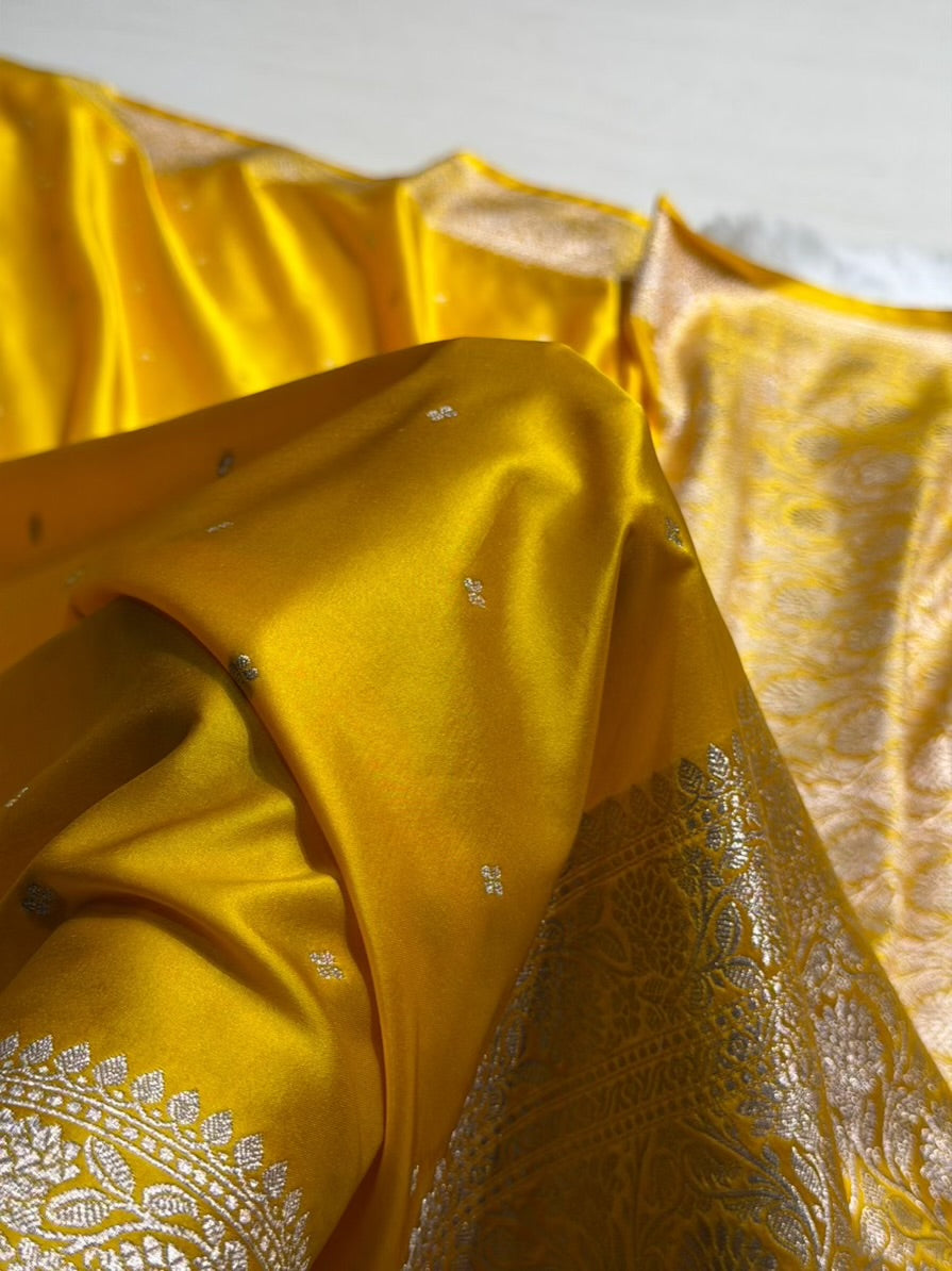 Summer Yellow Shades Booti Mashru Silk Saree MS70