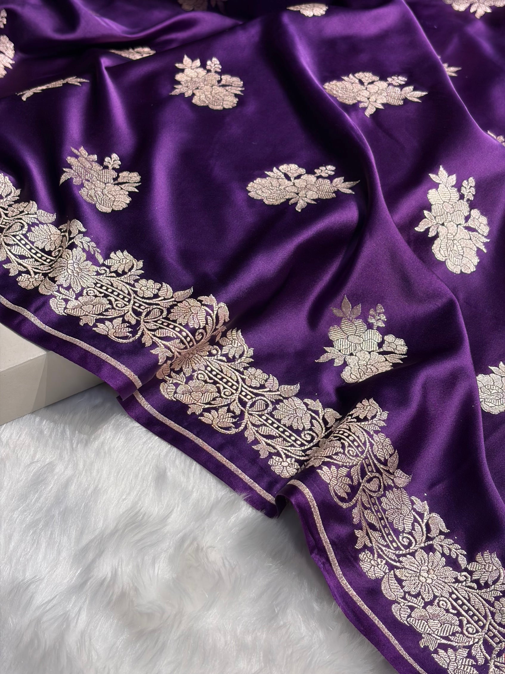 Banarasi Purple Shades Floral Mashru Silk Saree MS90