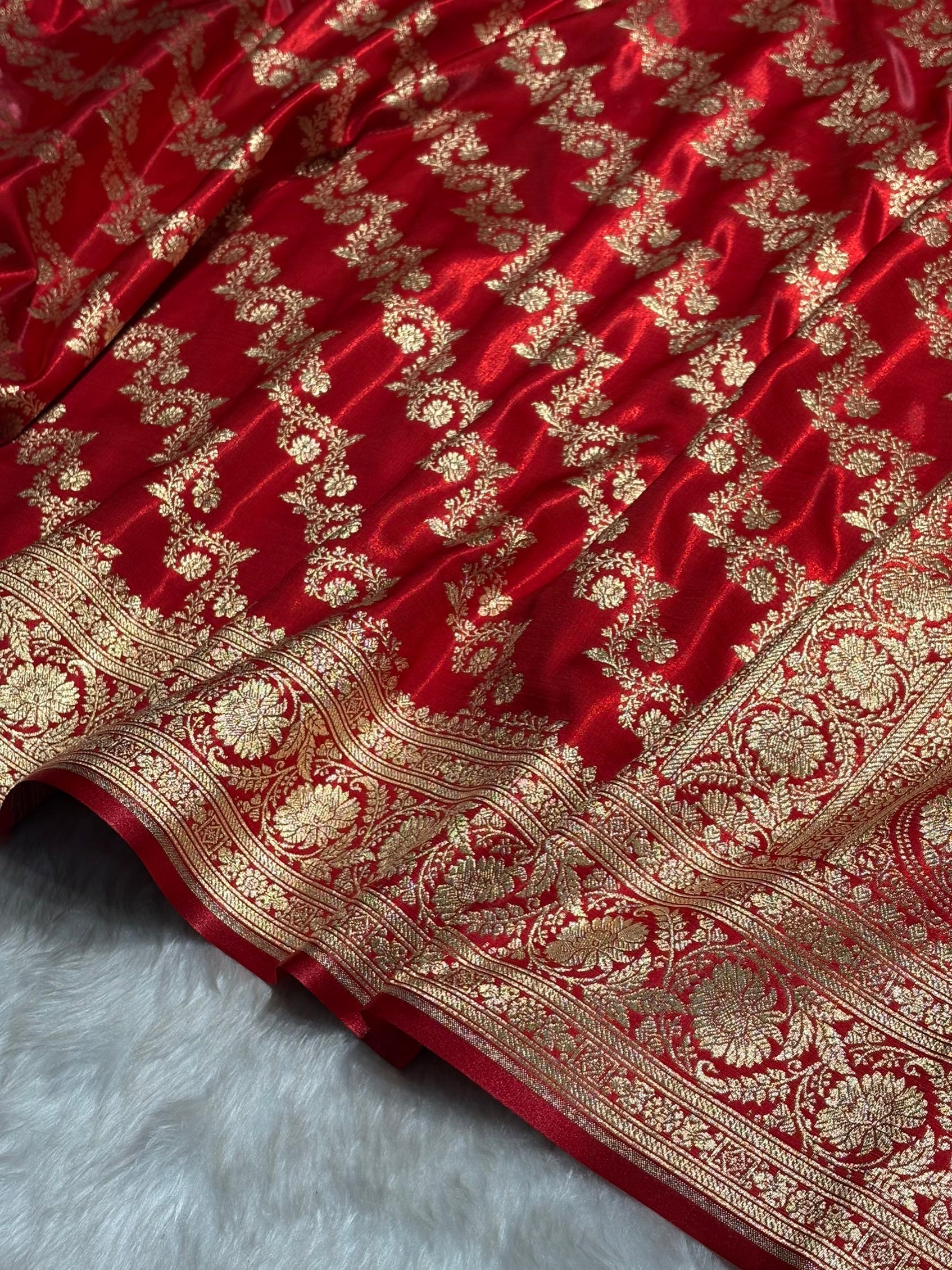 Ruby Red Shades Banarasi Satin Silk Saree SS32