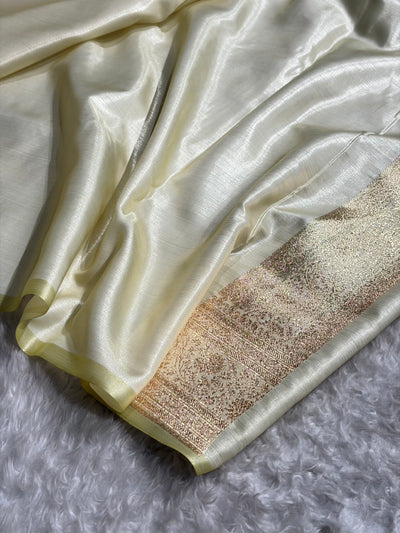 Bottle Green Contrast Cream Shades Cross Pattern Banarasi Satin Silk Saree SS39