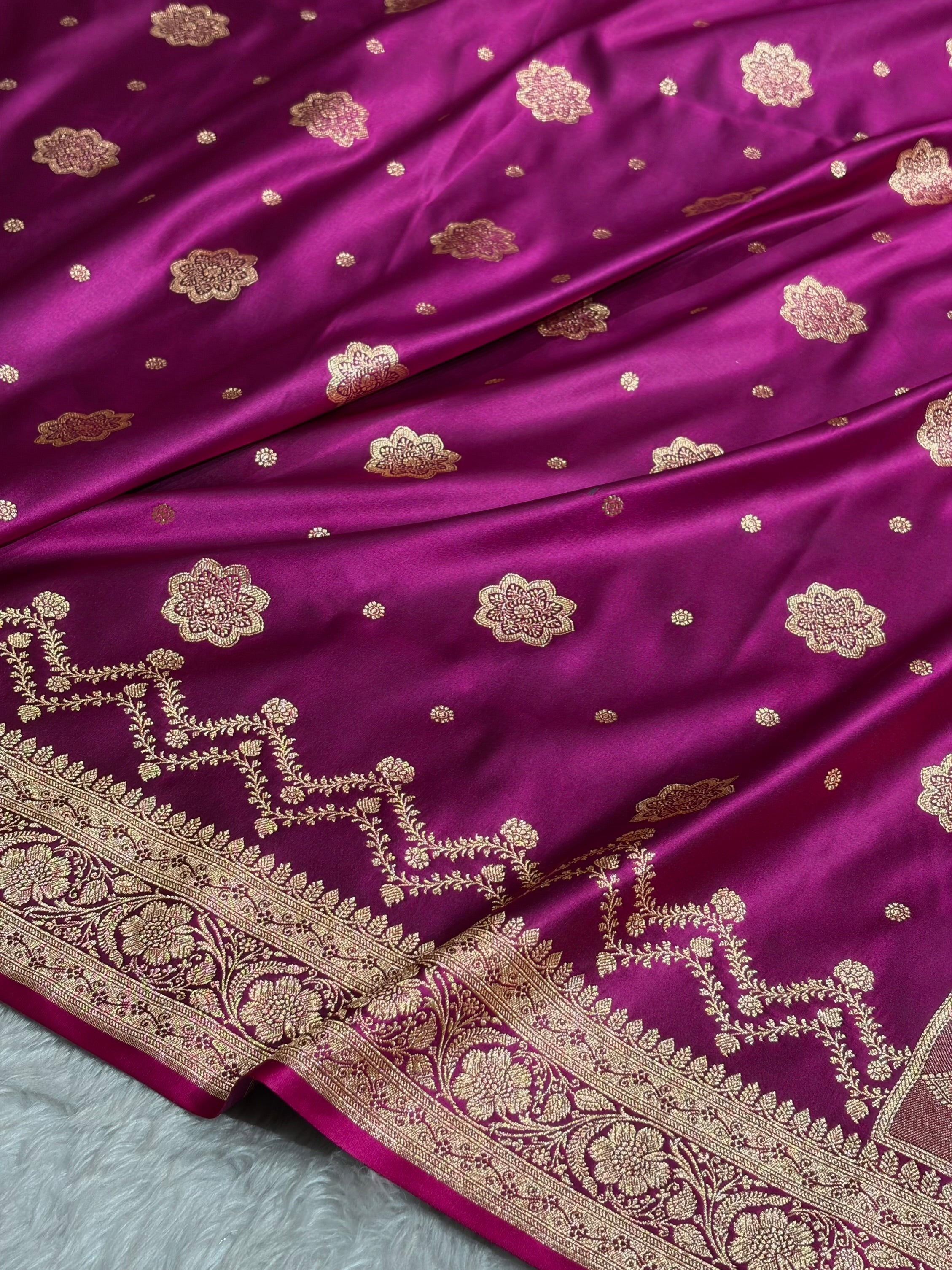 Banarasi Satin Katan Saree Floral Boota Pattern in Wine Shades SK146