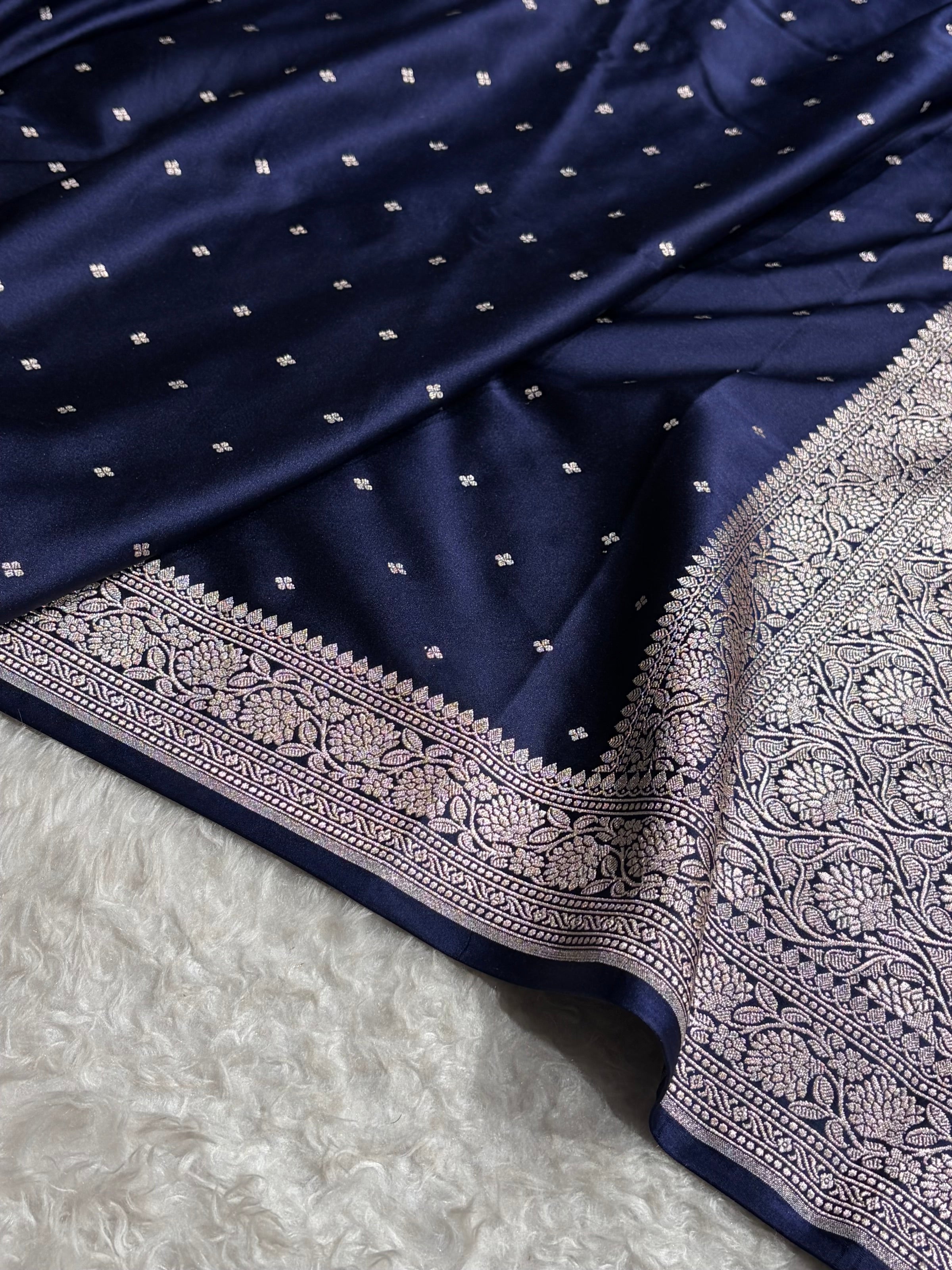 Navy Blue Shades Booti Mashru Silk Saree MCS70