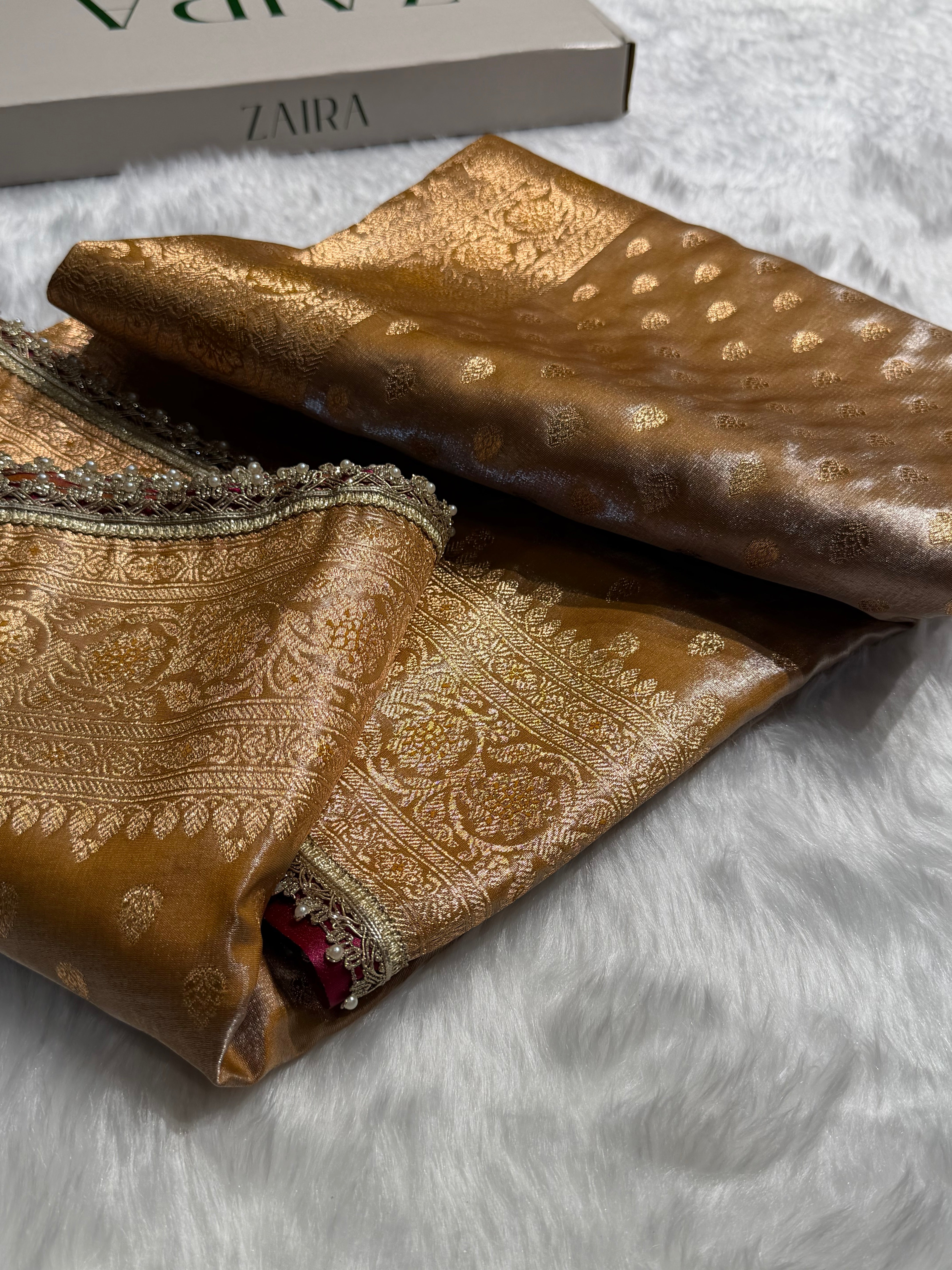 Banarasi Beige Booti With Gotta Patti satin Silk Saree SSGP01