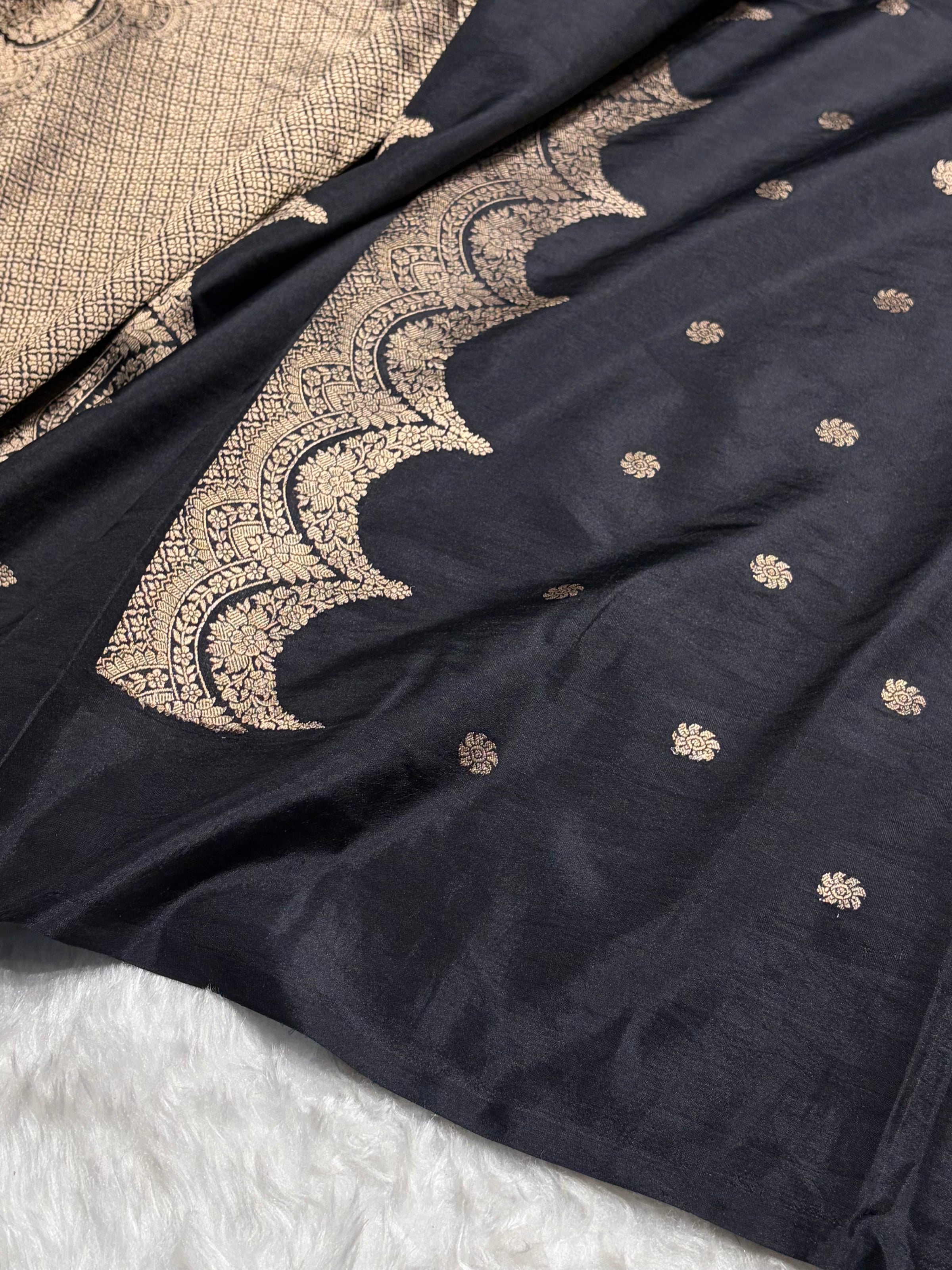 Black Shades Boota Handwoven Pure Katan Raw Mango Silk RM-19