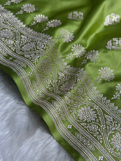 Pista Green Shades Floral Border Boota Mashru Silk Saree MS66