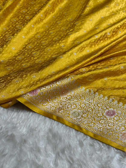 Mustard Shades Booti Tanchoi Mashru Silk Saree MS49