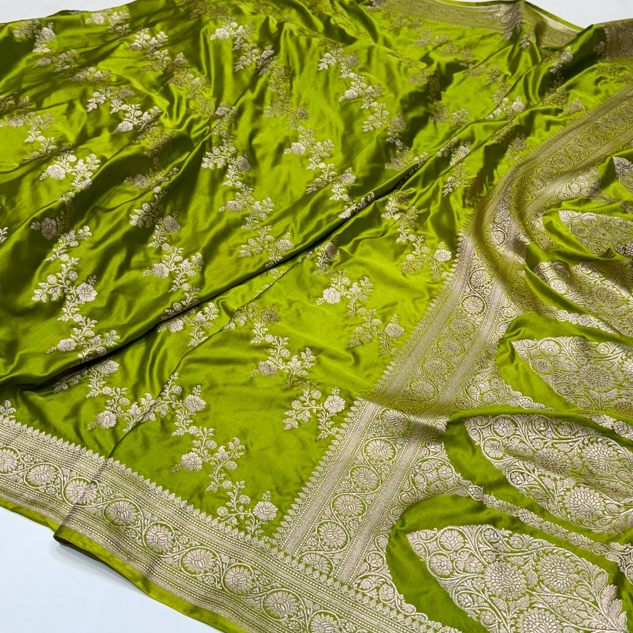 Apple Green Cross Mashru Silk Saree