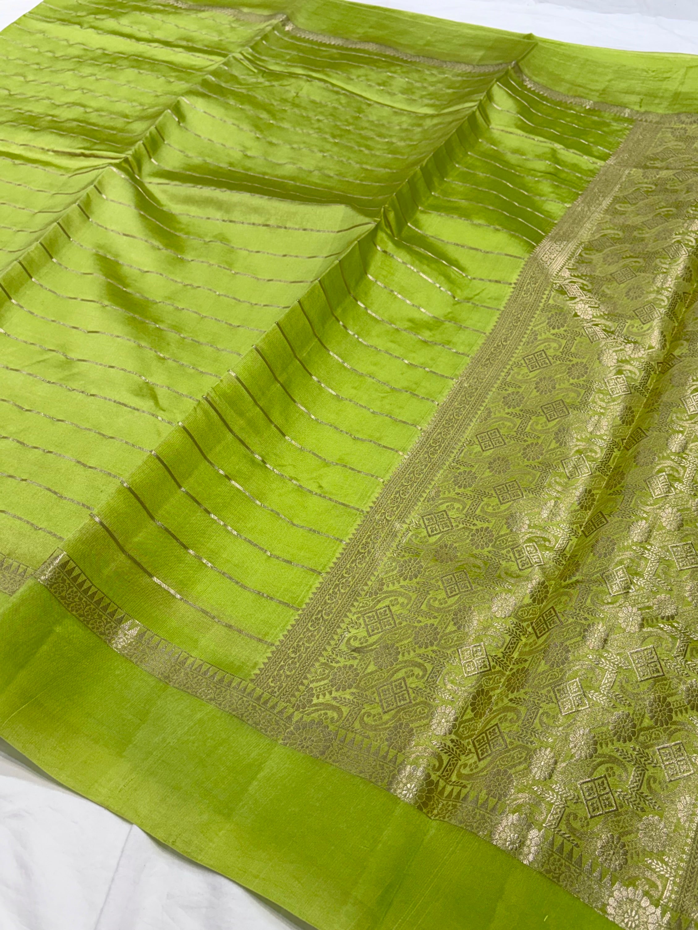 Lemon Flower Booti Pure Caramel Silk Saree