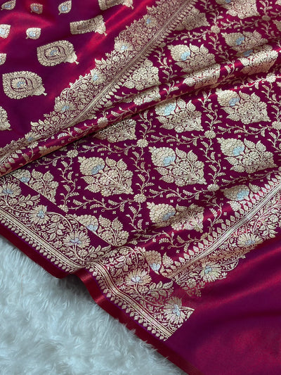 Banarasi Magentic Red Shades Minakari Booti Pattern Banarasi Satin Silk Saree SS60