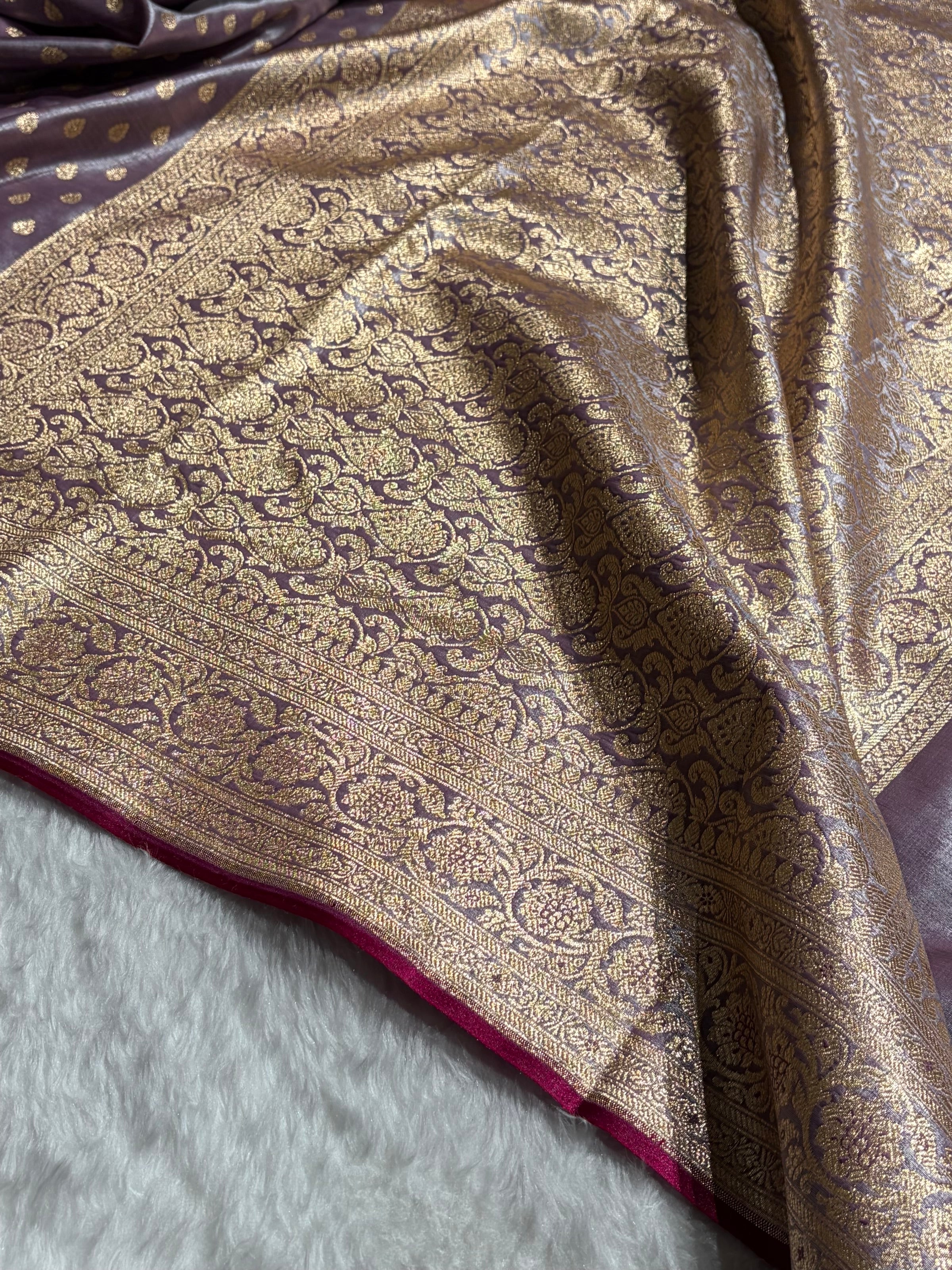 Banarasi Grape Shades Booti satin Silk Saree SS01