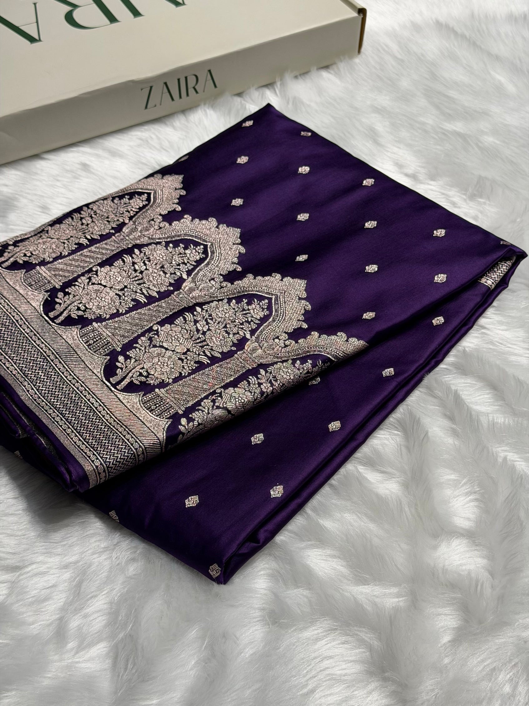Banarasi Skirt Border Pattern in Purple Shades Floral Mashru Silk Saree MS94