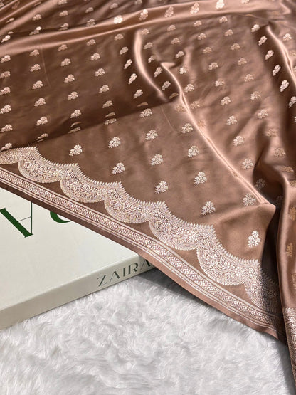 Cheeku Scallop Booti Mashru Silk Banarasi Saree MSM-35